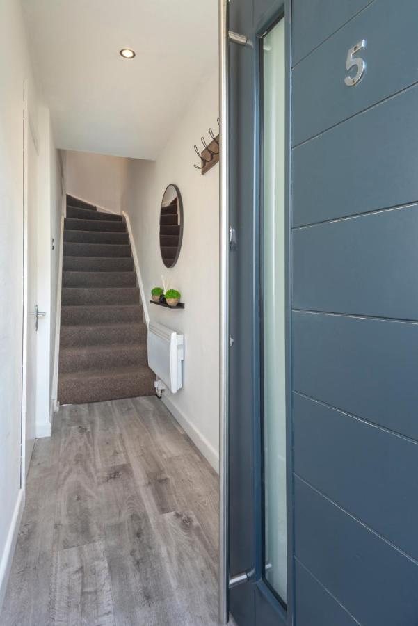 2 Bed Town House With Garden In Hackney, * Londra
