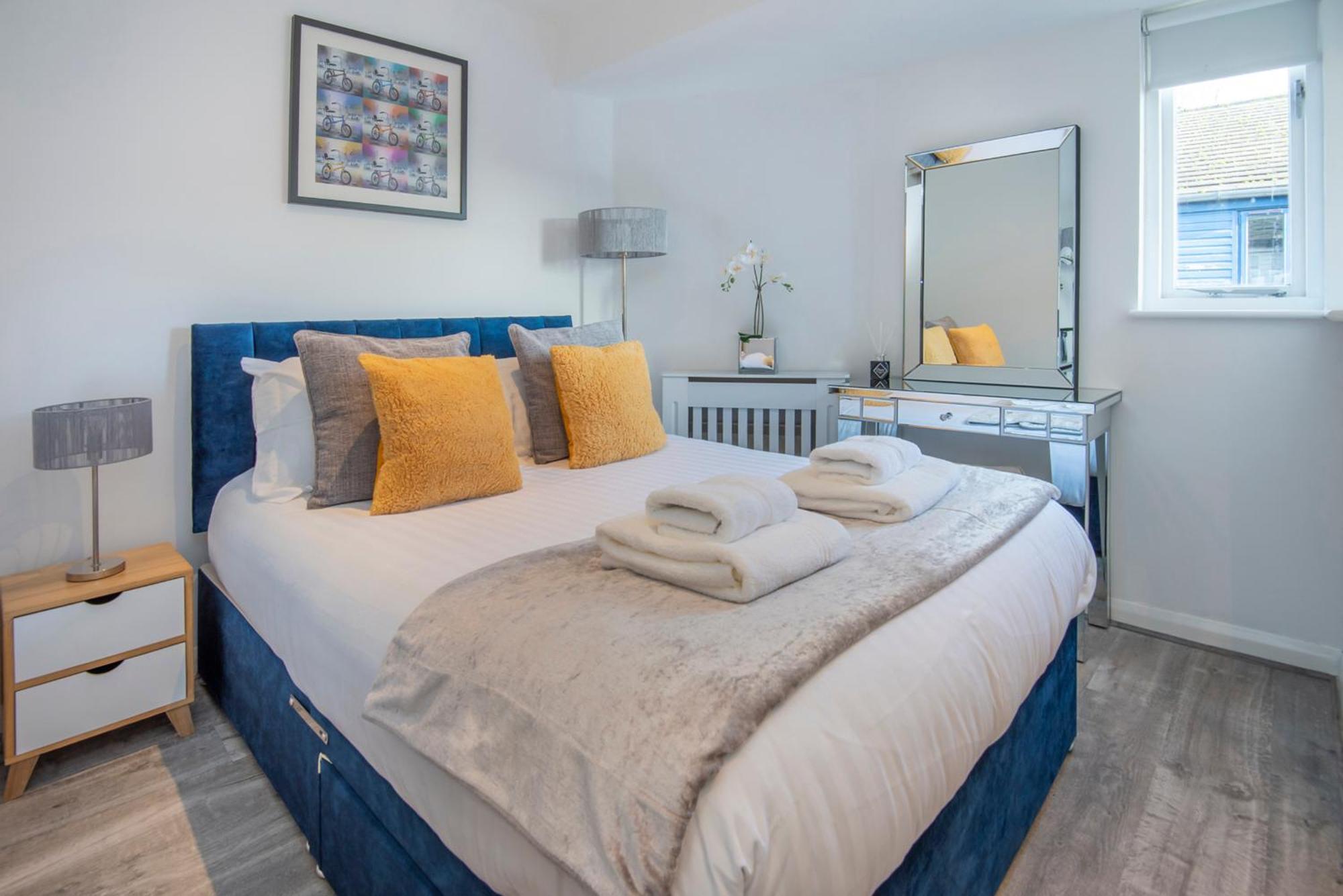 2 Bed Town House With Garden In Hackney, * Londra